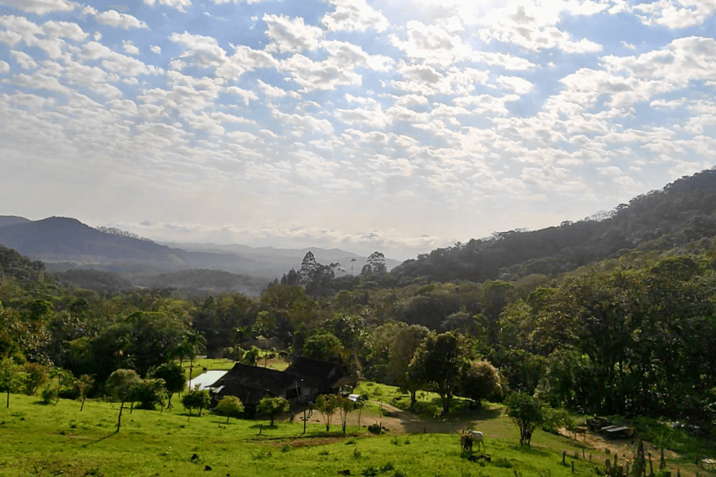 casa antes inicio trilha morro da tromba